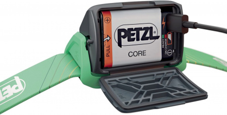 Фонарь налобный Petzl Tikka Core зеленый