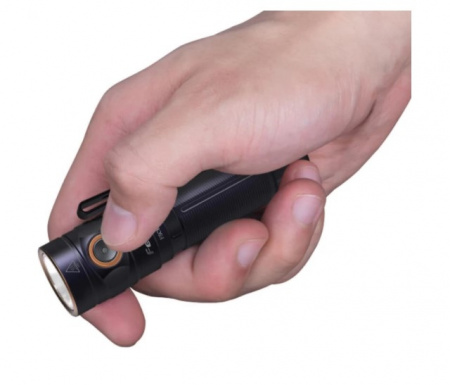 Фонарь Fenix CREE XP-L HI LED